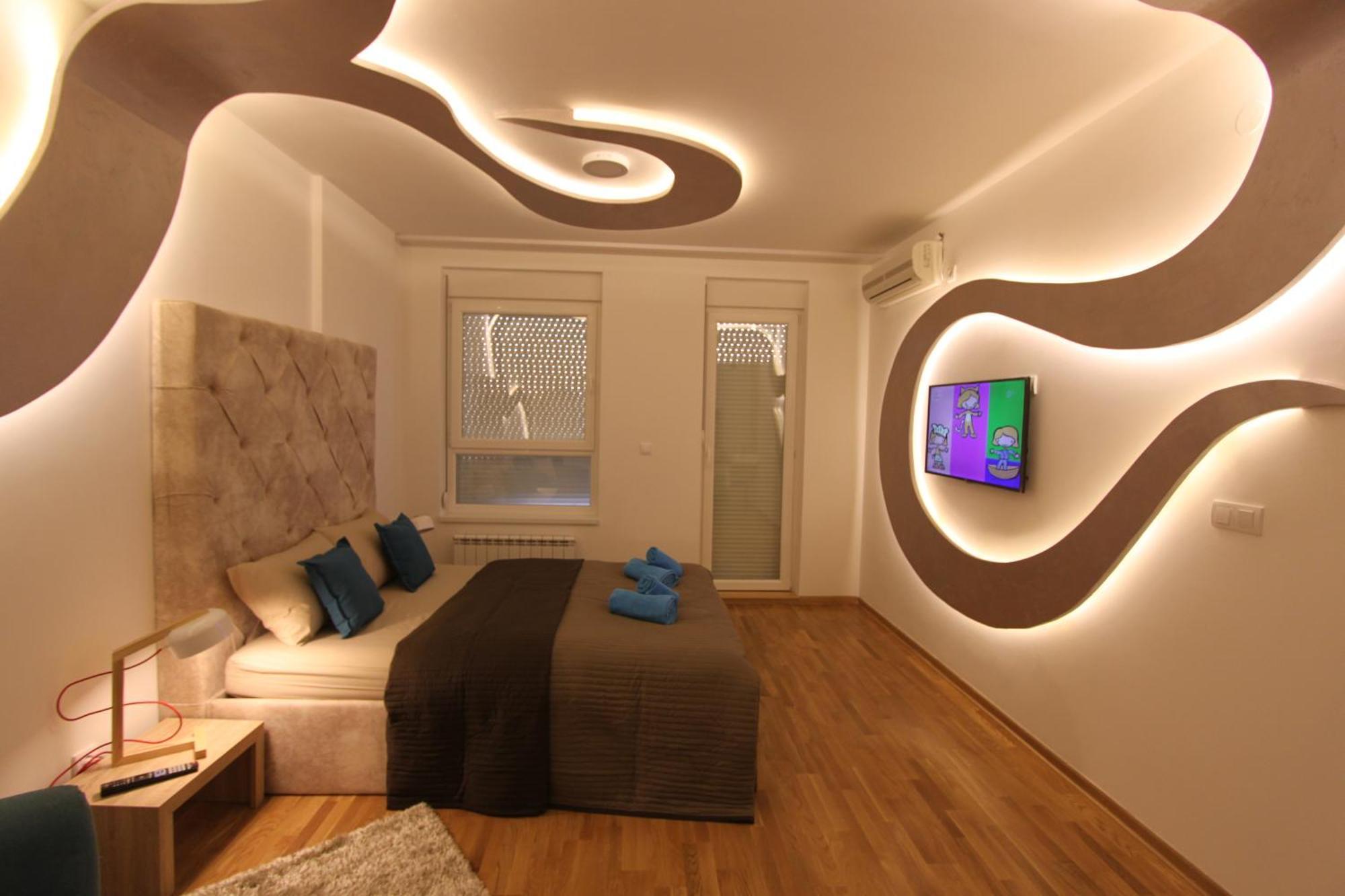 Riviera New Belgrade Apartment, Parking 5 Eur Per Day Exterior photo