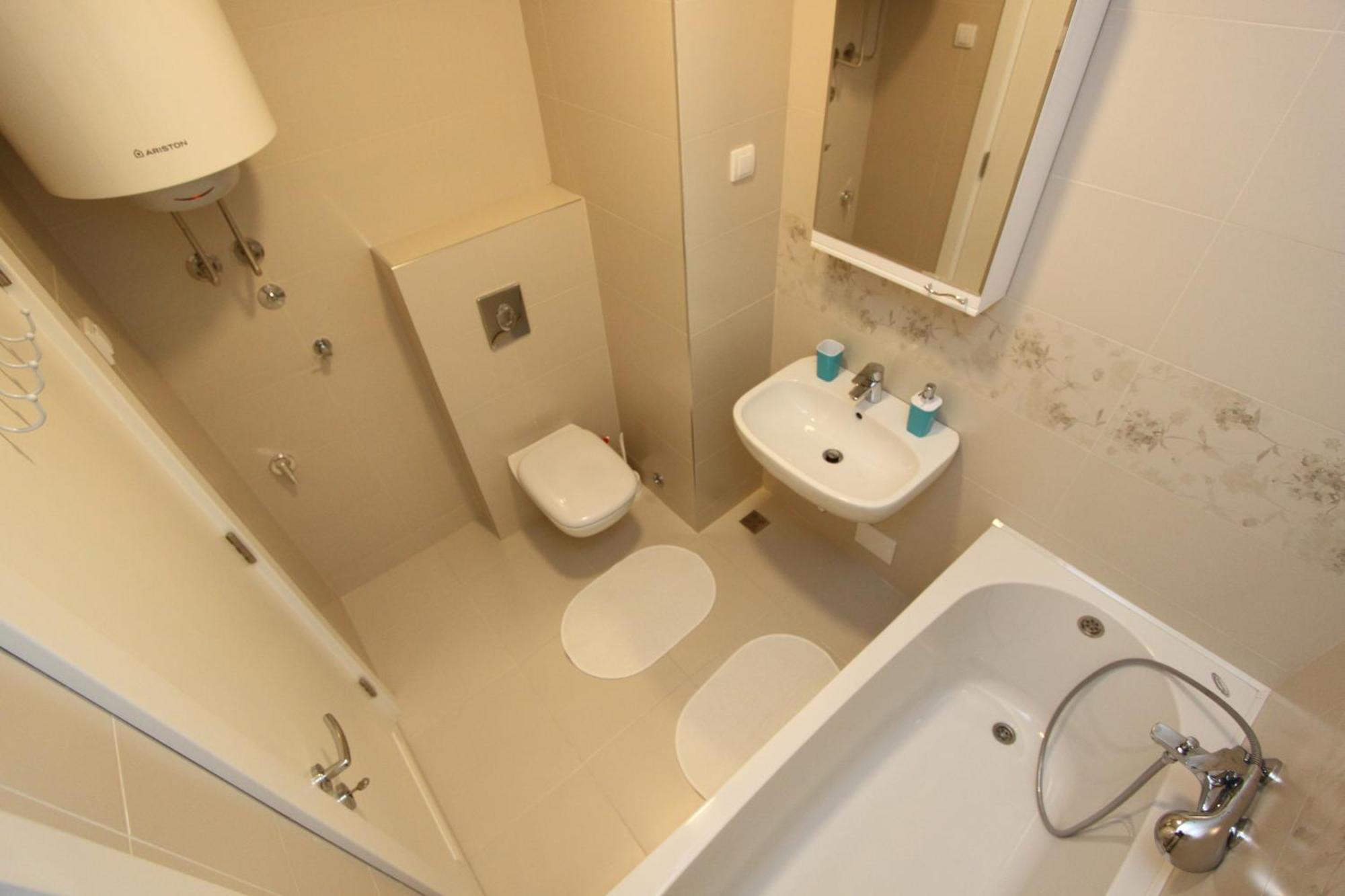 Riviera New Belgrade Apartment, Parking 5 Eur Per Day Exterior photo